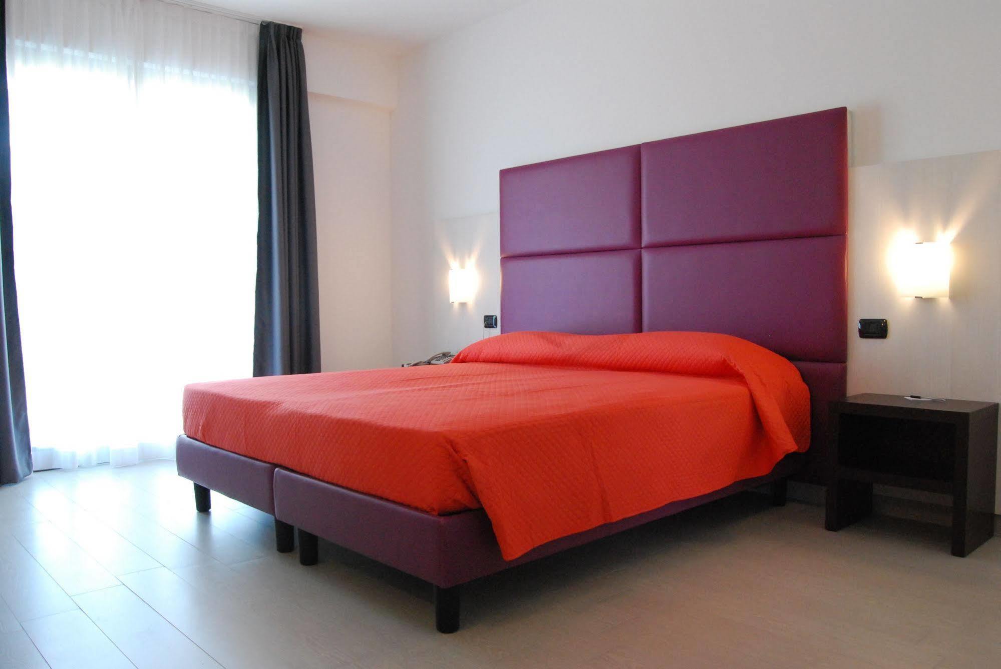 Maestrale Resort Hotel - Гросето Екстериор снимка