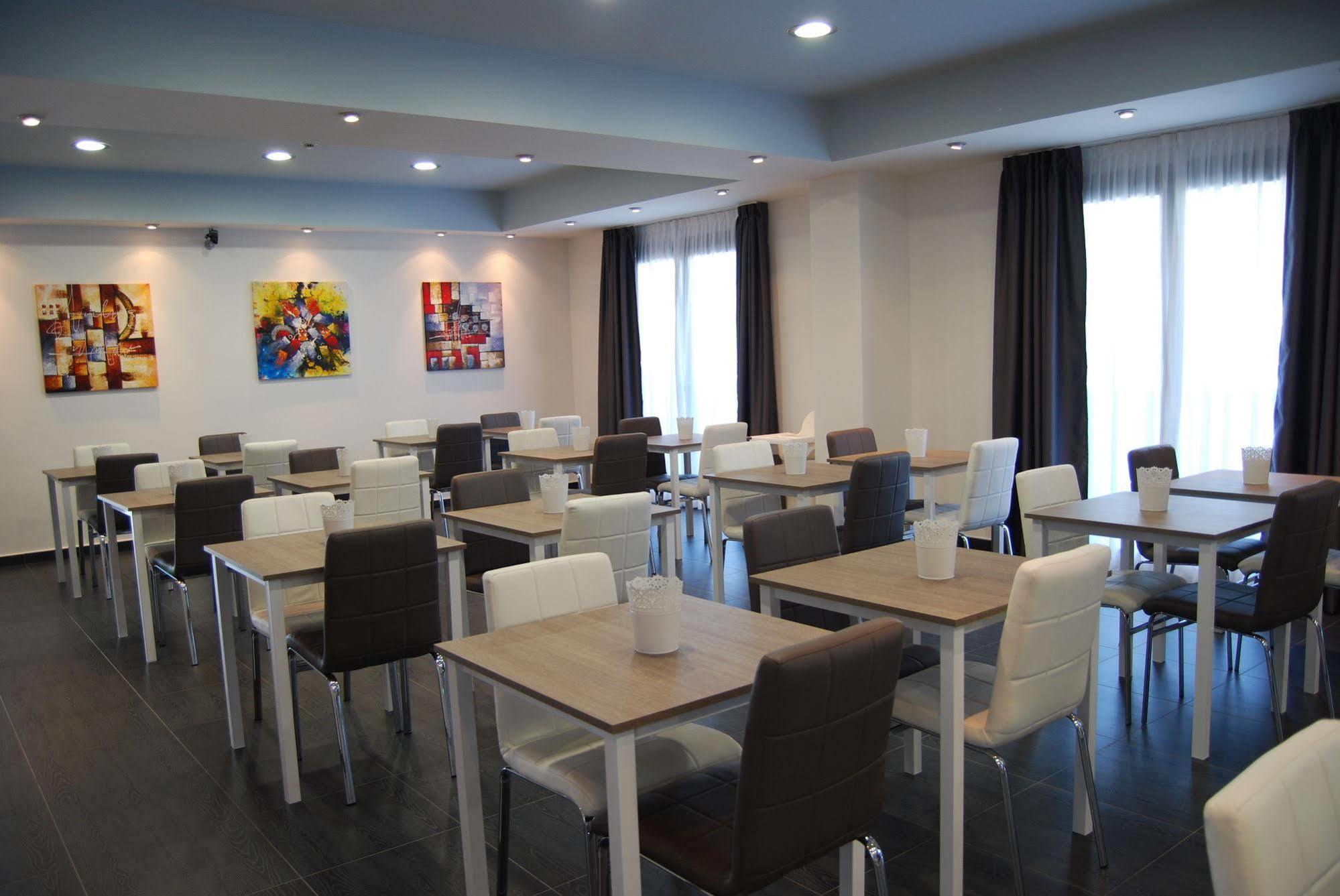 Maestrale Resort Hotel - Гросето Екстериор снимка